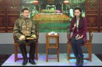 青岛：脸基尼升级款亮相海滨浴场 吸引游客